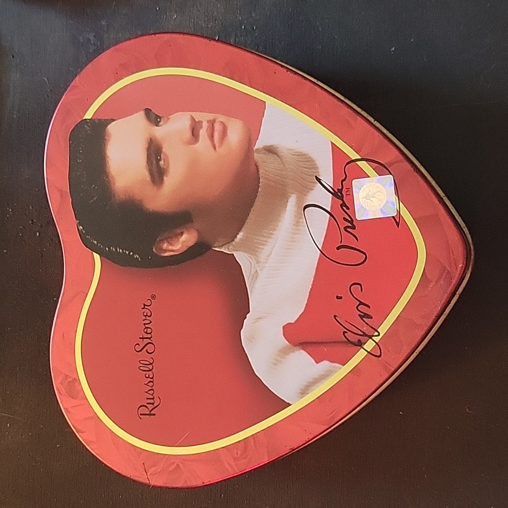 Elvis Presley Valentine Russel Stover Tin